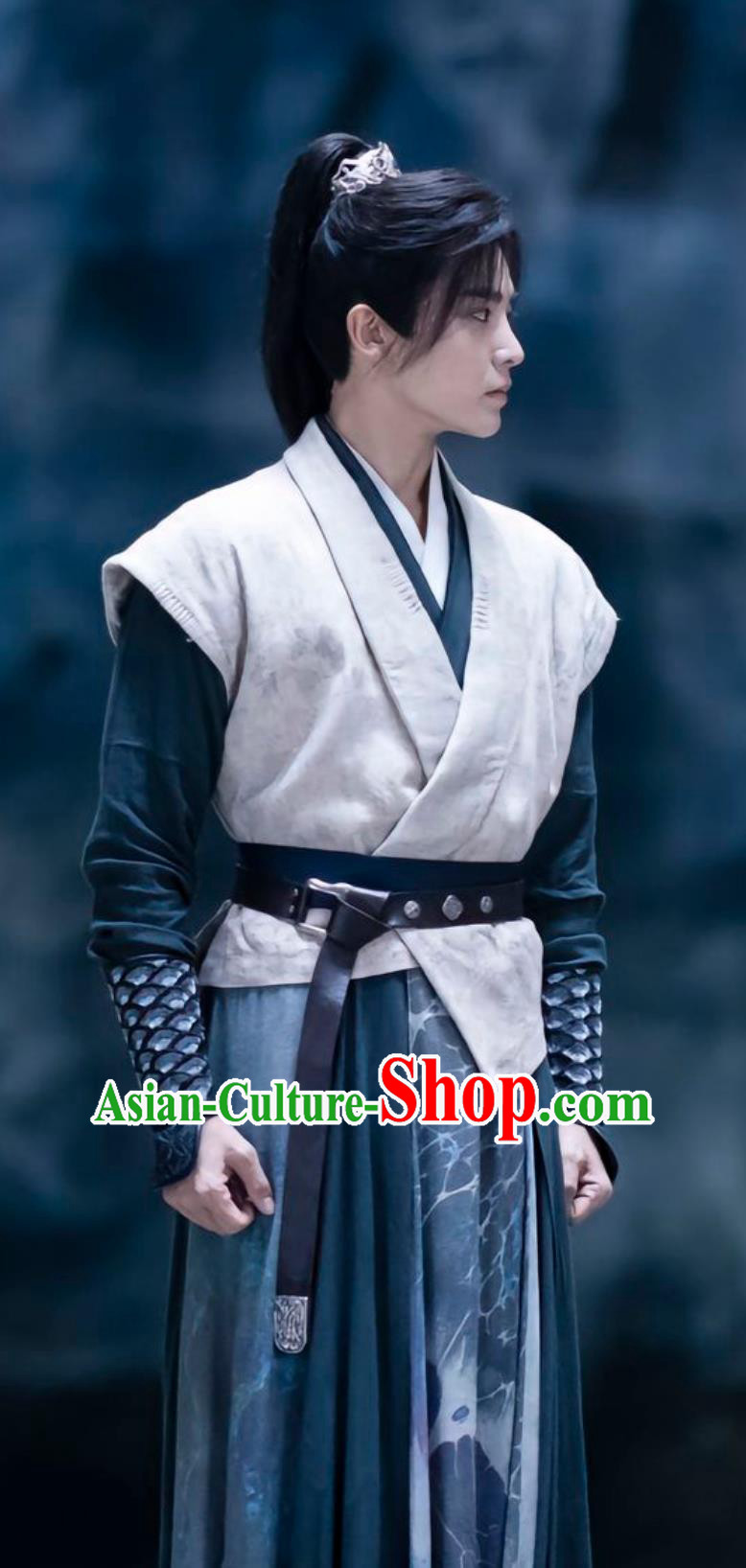 China TV Series Back From The Brink Hero Tian Yao Outfit Ancient Chinese Swordsman Hanfu Clothing