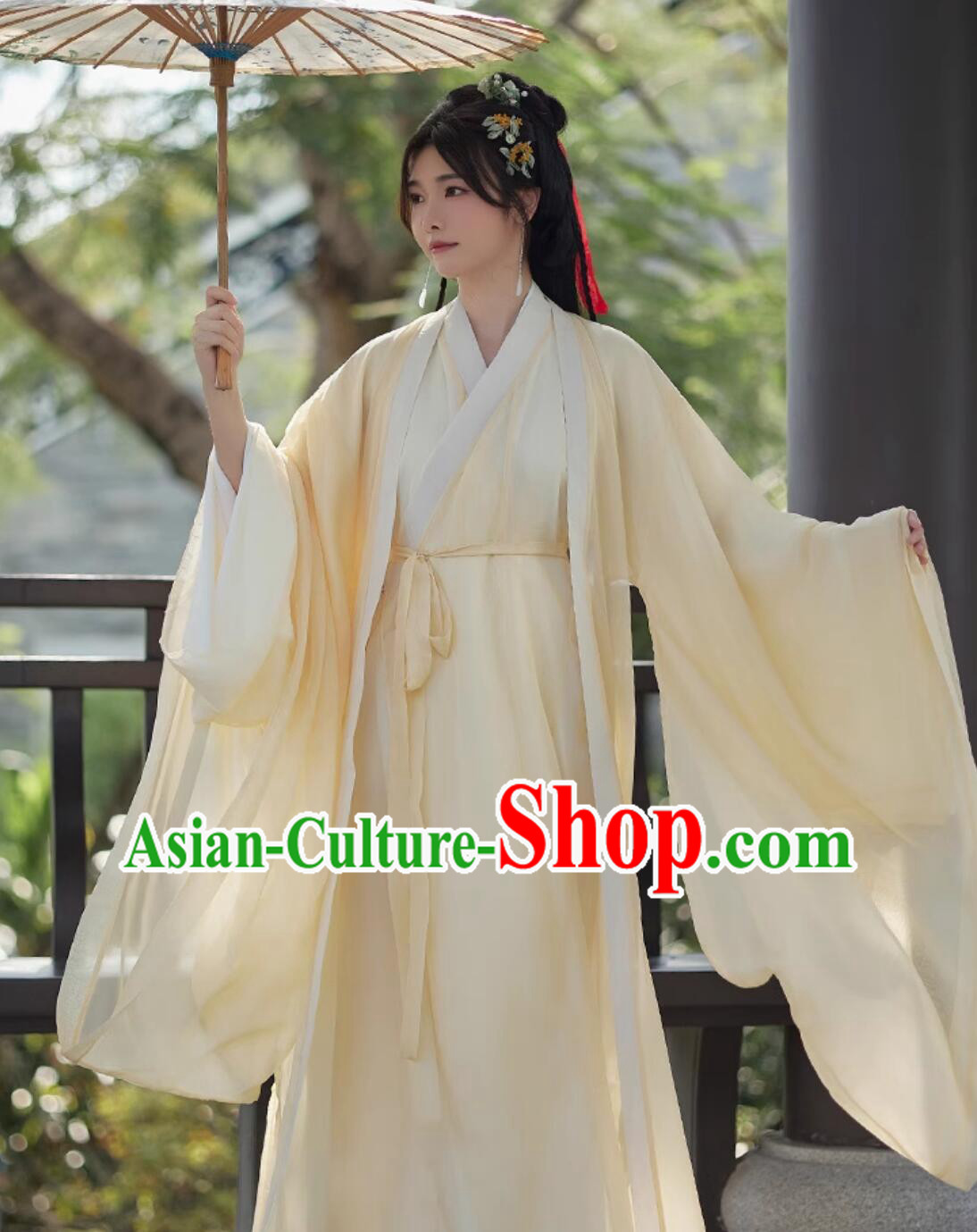 Ancient China Heroine Champagne Costume Chinese Jin Dynasty Swordswoman Clothing Traditional Female Hanfu Dress