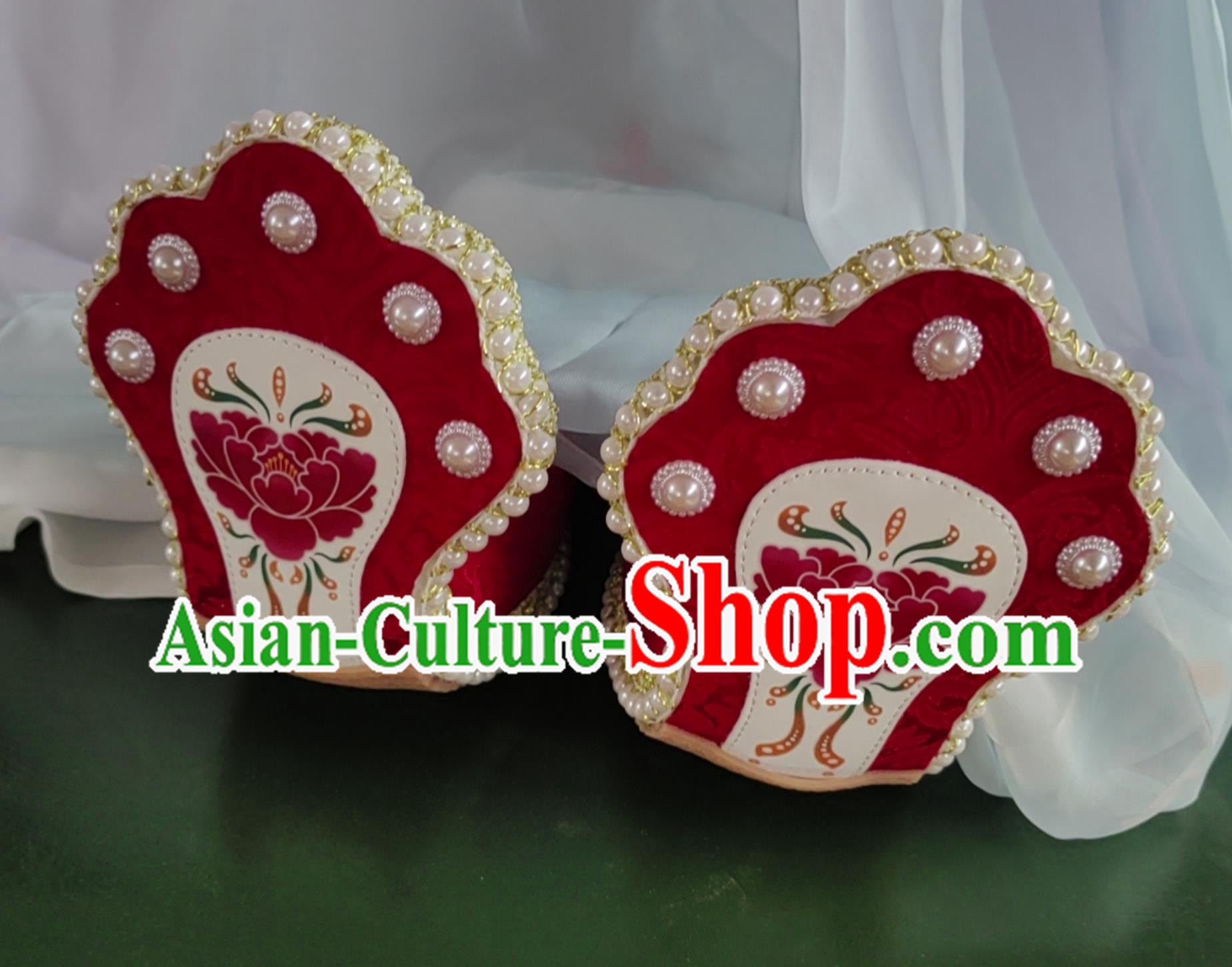 China Tang Dynasty Empress Shoes Traditional Wedding Hanfu Shoes Ancient Chinese Dengyun Shoes