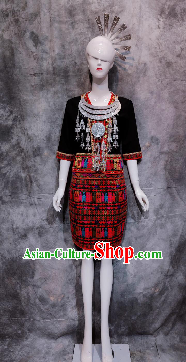 China Li Ethnic Woman Clothing National Minority Blouse and Skirt Chinese Dance Performance Costume