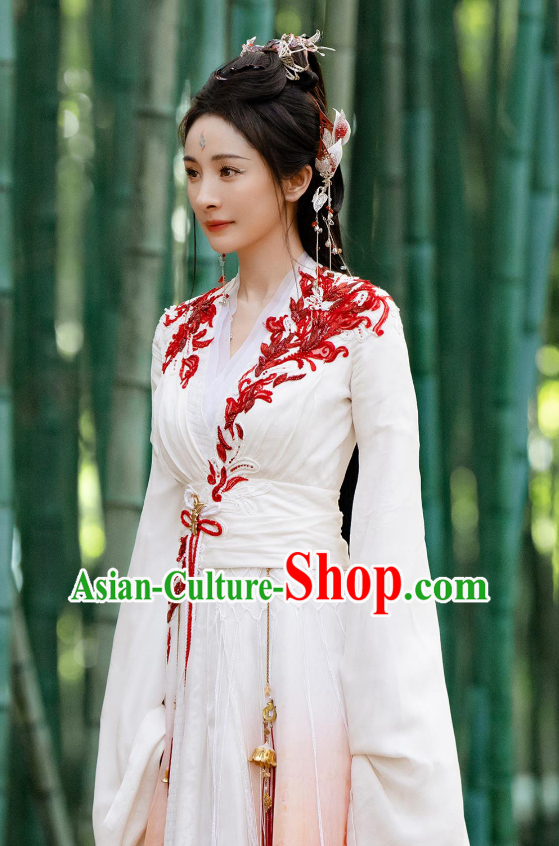 Ancient China Female Swordsman Clothing Chinese TV Series Fox Spirit Matchmaker Red Moon Pact Master Tushan Hong Hong White Dress