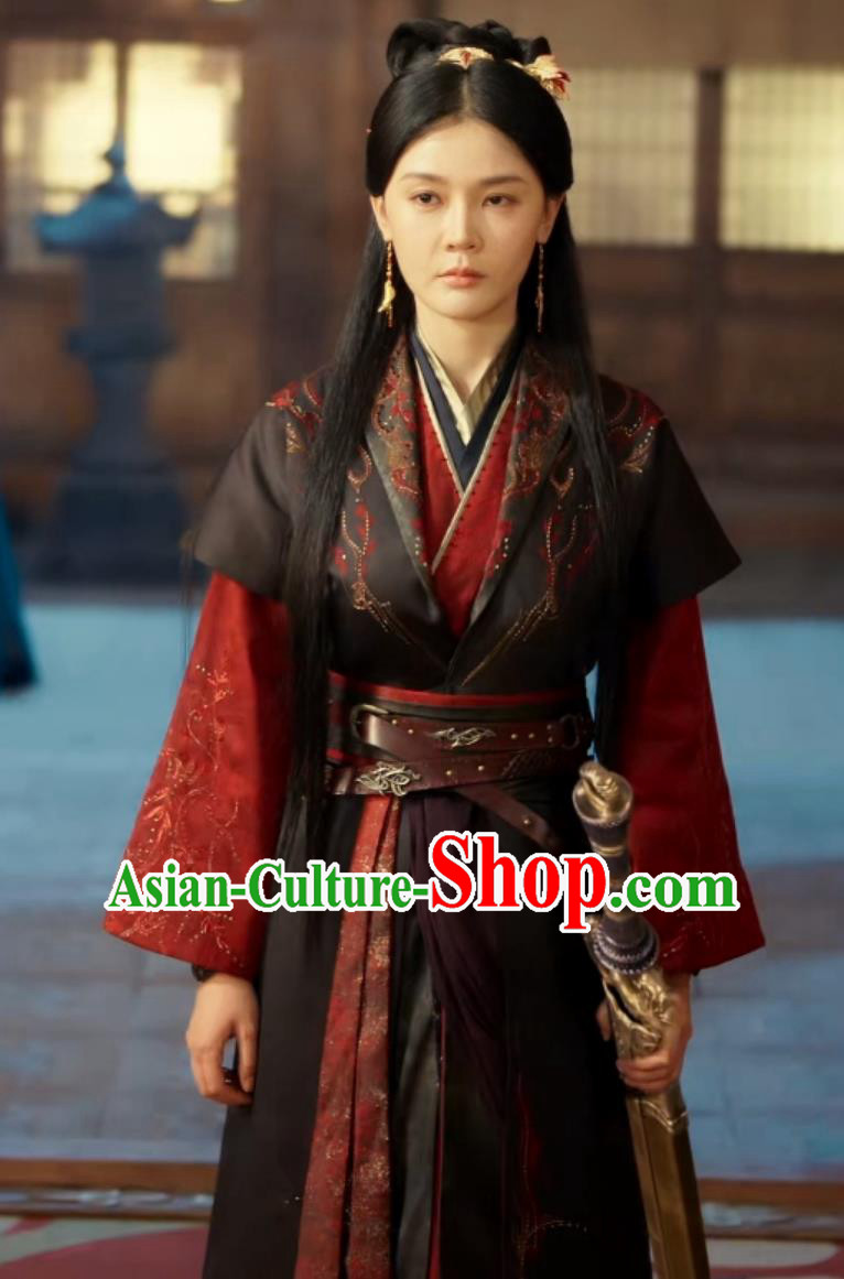 Ancient China Swordswoman Clothing Chinese TV Drama Dashing Youth Female Escort Li Xin Yue Garment Costume