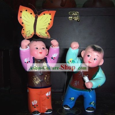 Chinese Clay Sculpture-Flying the Kite