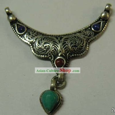 Tibet Silver Cattle Horn Amulet