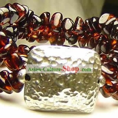 Palace Blood Amber Bracelet