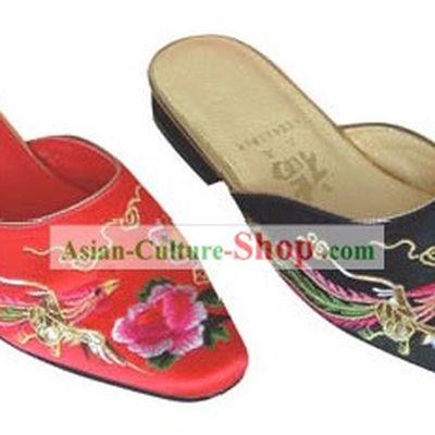 Chinese Traditional Handmade Satin Slipper (dragon and phoenix)