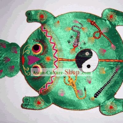 China Hand Made Cloth Craft-Frog King Pillow