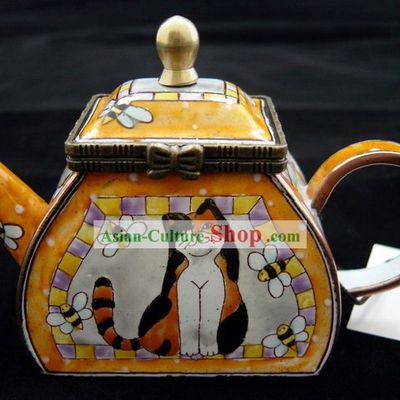 Chinese Hand Painted Enamel Craft-Cat Playing with Bee