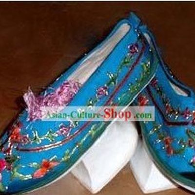 Chinese Hand Embroidered Empress Shoes