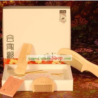 Chinese Carpenter Tan 100 Percent Natural Wooden Combs Family Gift Package
