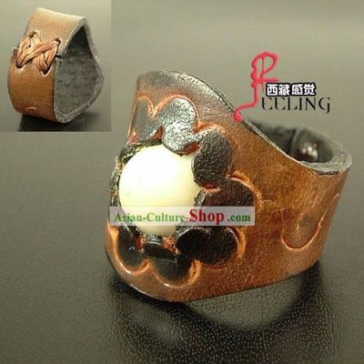 Tibetan Stunning Cowhide and Shark Bone Ring