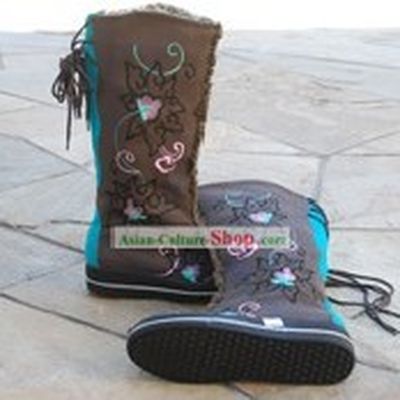 Chinese Traditional Hand Made Embroidery Fish Shape Shoes