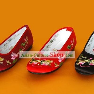 Chinese Traditional Handmade Embroidered Satin Shoes (mandarin duck)
