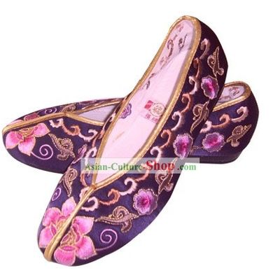 Chinese Traditional Handmade Embroidered Princess Satin Shoes (various flower, purple)