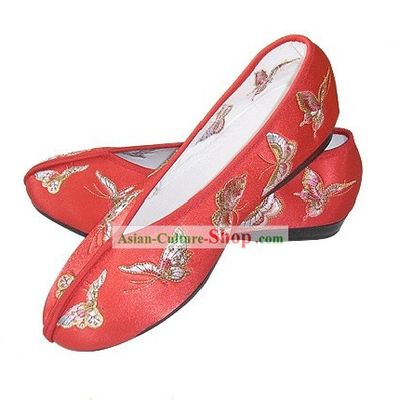 Chinese Traditional Handmade Embroidered Butterfly Satin Shoes (red)