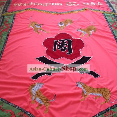 Custom-Made Chinese Traditional Supreme Handmade Large Banner Flag