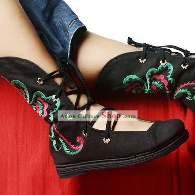 Handmade and Embroidered Phoenix Tail Long Cloth Boots