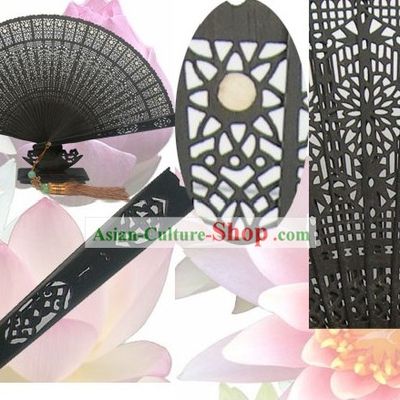 Chinese Traditional Handmade and Carved Purple Sandalwood Fan