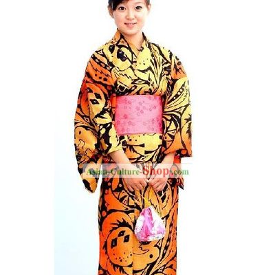 Traditional Japanese Ladies Kimono Complete Set
