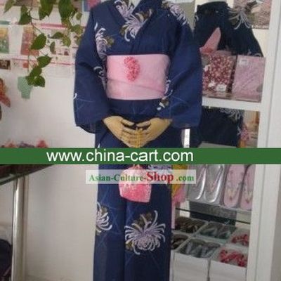 Traditional Blue Chrysanthemum Japanese Kimono Handbag and Geta Full Set