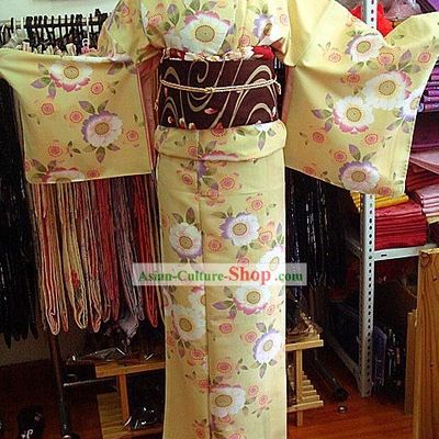 Traditional Japanese Light Yellow Kimono and Belt Full Set