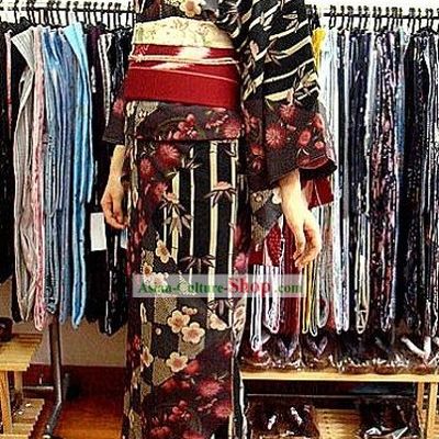 Traditional Japanese Four Seasons Kimono and Belt Full Set