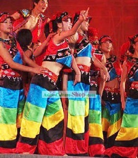 Chinese Traditional Handmade Yi Minority Dance Costumes and Hat for Women