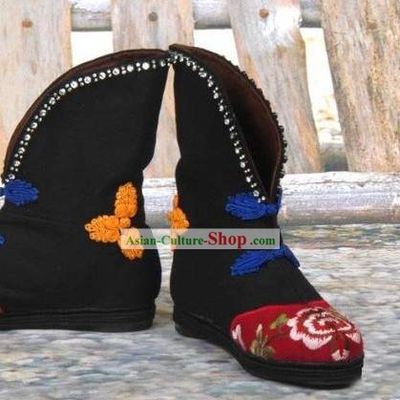 Traditional Chinese Hand Embroidery Cloth Shoes