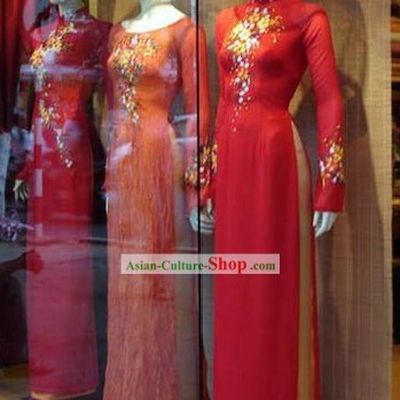 Vietnamese Traditional Red Long Qipao and Bamboo Hat