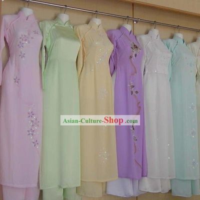 Custom Vietnamese Costumes for Women
