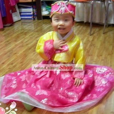 Ancient Korean Baby Girl Handbok to Celebrate One Full Year of Life