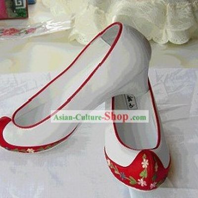 Traditional Embroidered White Korean National Shoes Children Korean Shoes