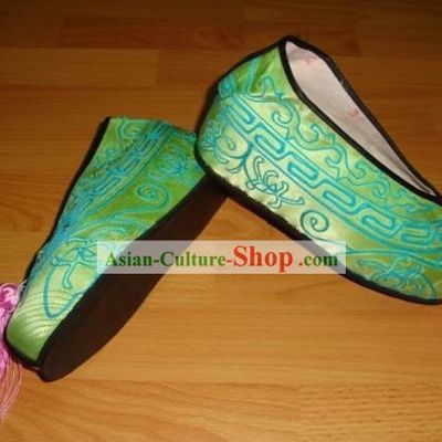 China Opera Inside High Heel Shoes