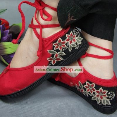 Red Embroidered Flower Chinese Dance Shoes