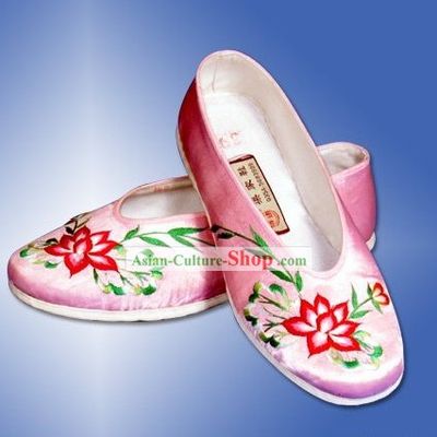 Chinese Traditional Handmade and Embroidered Pink Lotus Cloth Shoes
