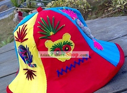 Ancient Style Hat with Five Poisons Animal Embroidery