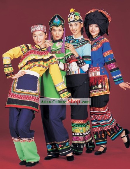 Supreme Chinese Traditional Handmade Yi Minority Costumes