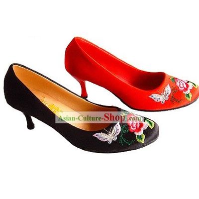 Chinese Classical Handmade and Embroidered Butterfly Love Flower High Heel Wedding Shoes (red)