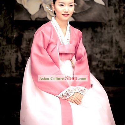 Traditional Korean Hanbok Set for Women