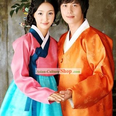 Korean Wedding Gowns for Bride and Bridegroom