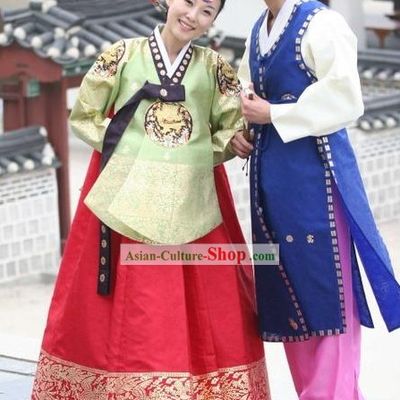 Traditional Korean Wedding Clothing for Bride and Bridegroom