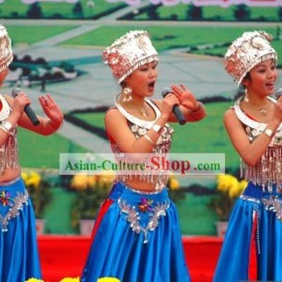 China Miao Performance Costume and Accessories Set