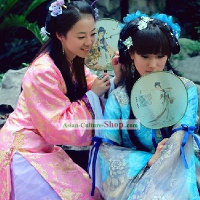 Hong Lou Meng Xue Baochai Costume and Hair Ornaments