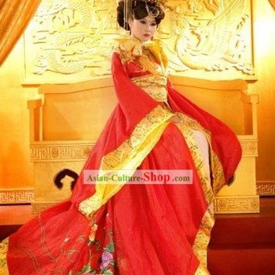 Traditional Chinese Wedding Outfit for Women