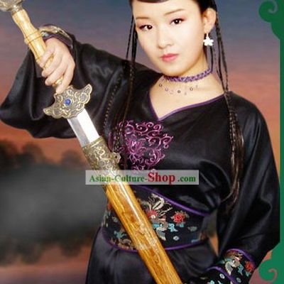 Traditional Chinese Swordswoman Costumes