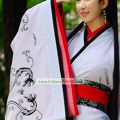 Ancient Chinese Hanfu Quju Garment for Women