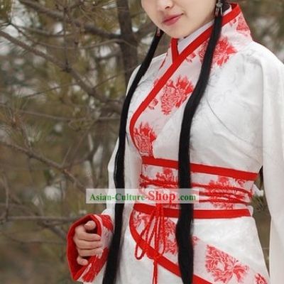 Traditional Chinese White Winter Hanfu Garment for Women