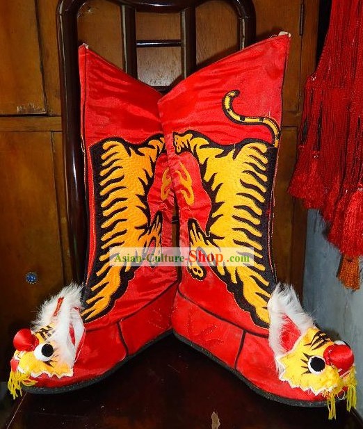 Traditional Peking Opera Tiger Shoes for Men