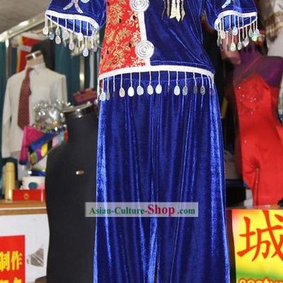 Traditional Chinese Zhuang Minority Clothing