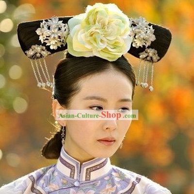 Qing Dynasty Palace Maid Wig and Hair Accessories